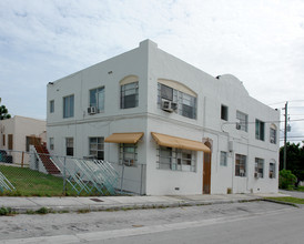 2804 NW 1st Ave in Miami, FL - Building Photo - Building Photo