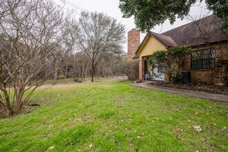 1601 Faro Dr in Austin, TX - Building Photo - Building Photo