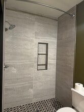 319 W 9th St, Unit 1 in Covington, KY - Building Photo - Building Photo