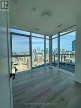 280-P280 Dundas St W in Toronto, ON - Building Photo - Building Photo