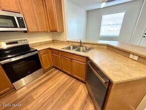 1948 Yellowfin Dr in Port Orange, FL - Building Photo - Building Photo