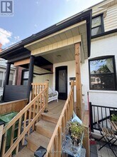 163 Hampton Ave in Toronto, ON - Building Photo - Building Photo