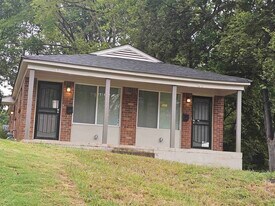 30 E McKellar Ave in Memphis, TN - Building Photo