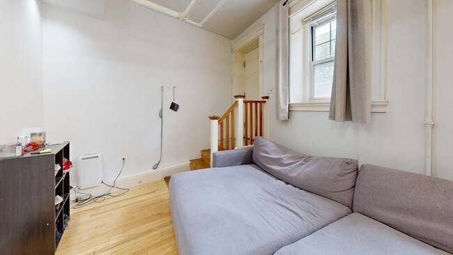 116 Riverway, Unit 99 in Boston, MA - Building Photo - Building Photo
