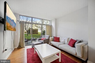 475 K St NW in Washington, DC - Foto de edificio - Building Photo