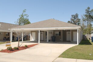 929 Greystone Dr, Unit 929 in Biloxi, MS - Building Photo