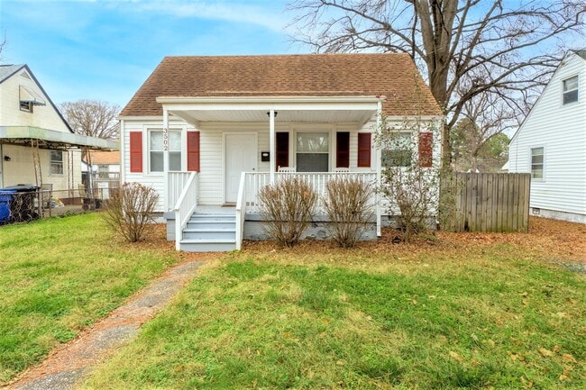 3502 Commonwealth Ave