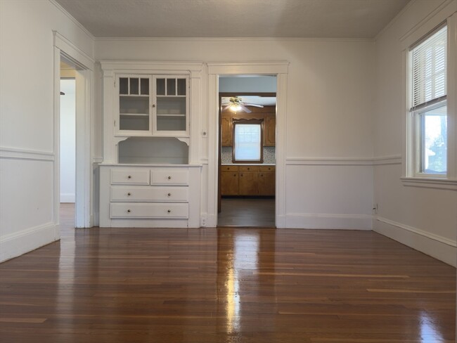 7 Whitney St, Unit #7 in Watertown, MA - Building Photo - Building Photo