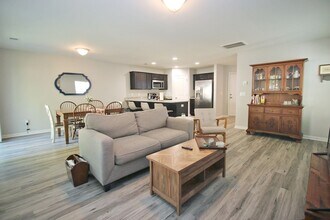 645 Legacy Park Ct in Columbia, SC - Building Photo - Building Photo