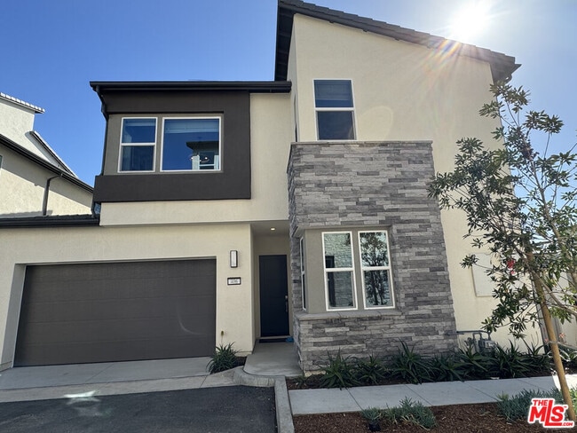 property at 406 Clipper