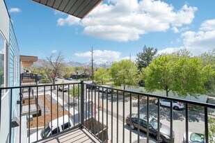 1326 S 500 E, Unit The Park View in Salt Lake City, UT - Building Photo