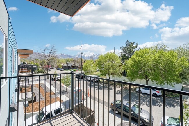 1326 S 500 E, Unit The Park View