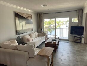 2311 NE 36th St in Lighthouse Point, FL - Building Photo - Building Photo