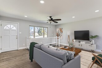 7804 E Hampden Cir in Denver, CO - Building Photo - Building Photo