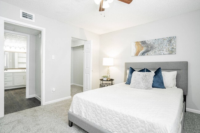 The Garrison in Dallas, TX - Foto de edificio - Building Photo