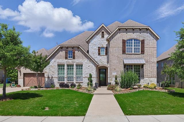 1936 Foxborough Trail in Flower Mound, TX - Building Photo