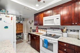 1817 Golf View Dr in Tarpon Springs, FL - Building Photo - Building Photo