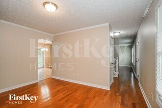 4270 Boulder Creek Dr in Columbus, OH - Building Photo - Building Photo