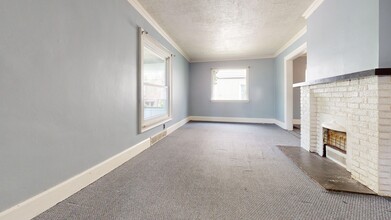 154 Western Ave in Mansfield, OH - Foto de edificio - Building Photo