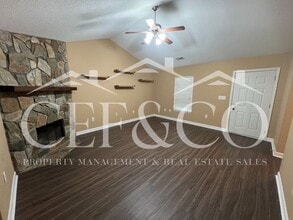 112 Shining Rock Ct in Boiling Springs, SC - Building Photo - Building Photo