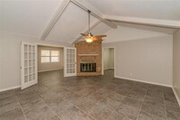 1155 Monterrey Dr in Beaumont, TX - Building Photo - Building Photo