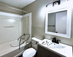 11317 E 13TH St in Independence, MO - Building Photo - Building Photo