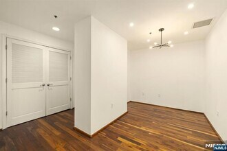 3109 City Pl in Edgewater, NJ - Building Photo - Building Photo