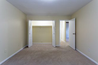 Brookgate Apartments in Torrington, CT - Building Photo - Interior Photo