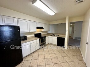7275 S Gaylord St in Centennial, CO - Building Photo - Building Photo