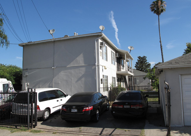 14130 Roscoe Blvd in Panorama City, CA - Building Photo - Building Photo