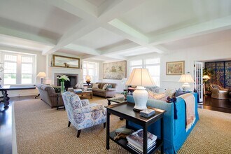 505 First Neck Lane in Southampton, NY - Building Photo - Building Photo