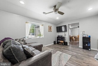 9106 Ballard Ln in Clinton, MD - Building Photo - Building Photo