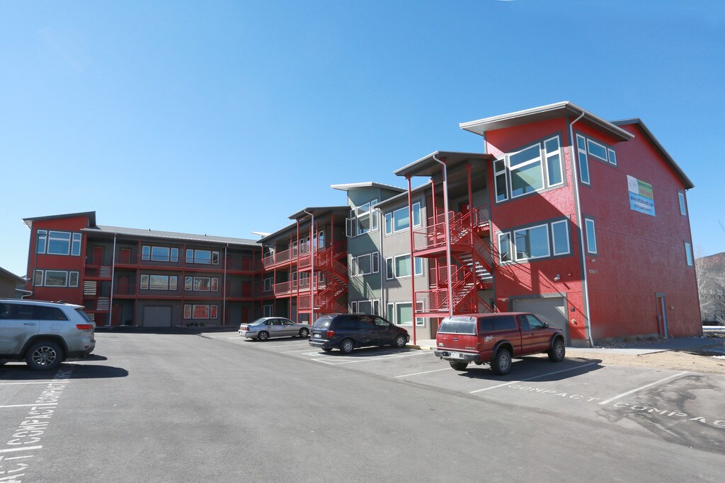 Red Table Apartments Gypsum, CO Apartments