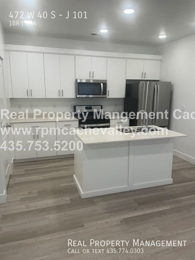 property at 472 W 40 S