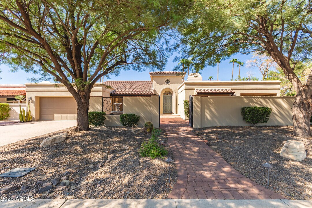 9740 E Gold Dust Ave in Scottsdale, AZ - Building Photo