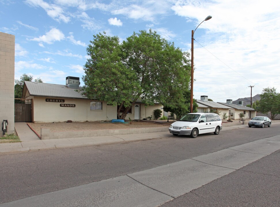 Cheryl Manor in Phoenix, AZ - Building Photo