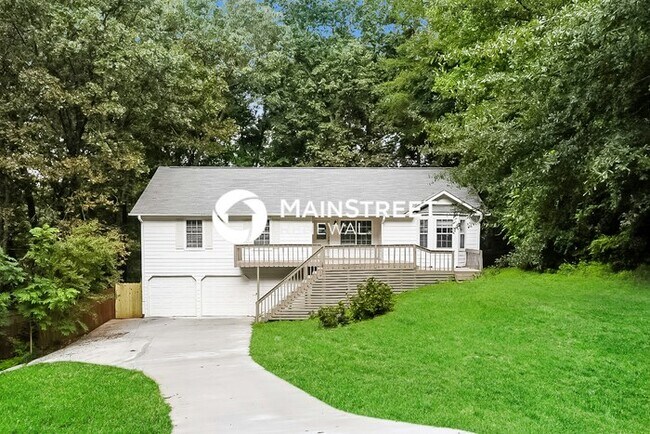 property at 2741 Hawk Trace NE