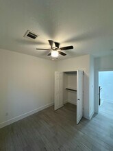 8305 Prairie View Dr in Houston, TX - Building Photo - Building Photo