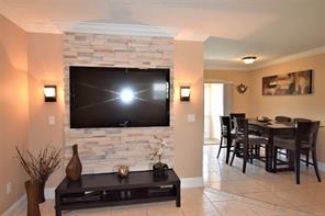 5064 Michigan Ave, Unit 6B in West Palm Beach, FL - Building Photo - Building Photo