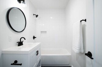 255 S Ave 55 in Los Angeles, CA - Building Photo - Building Photo