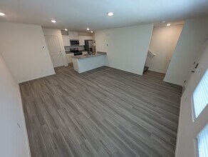 5019 Chapin Mesa Ave in Enterprise, NV - Building Photo - Building Photo