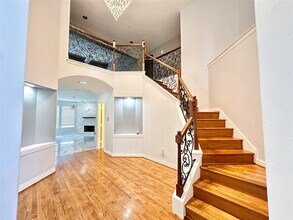 2819 Lake Shore Harbour Dr in Missouri City, TX - Building Photo - Building Photo