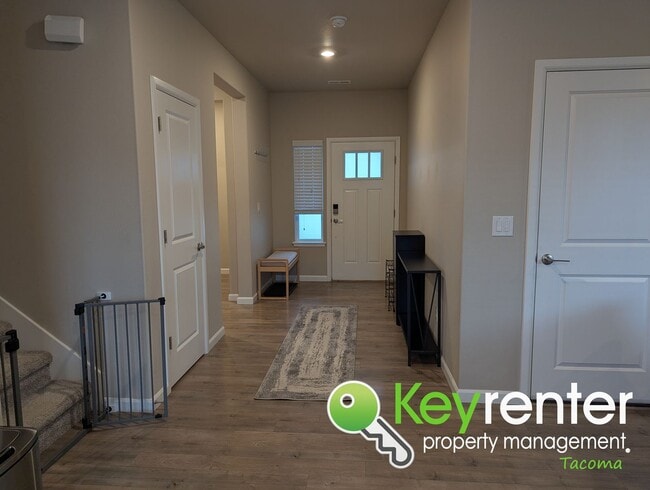 5605 24th St NE in Tacoma, WA - Building Photo - Building Photo