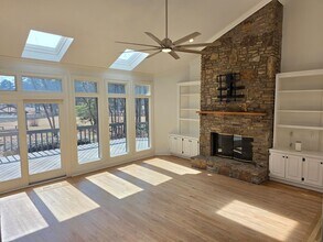 3652 Cambridge Dr SW in Marietta, GA - Building Photo - Building Photo