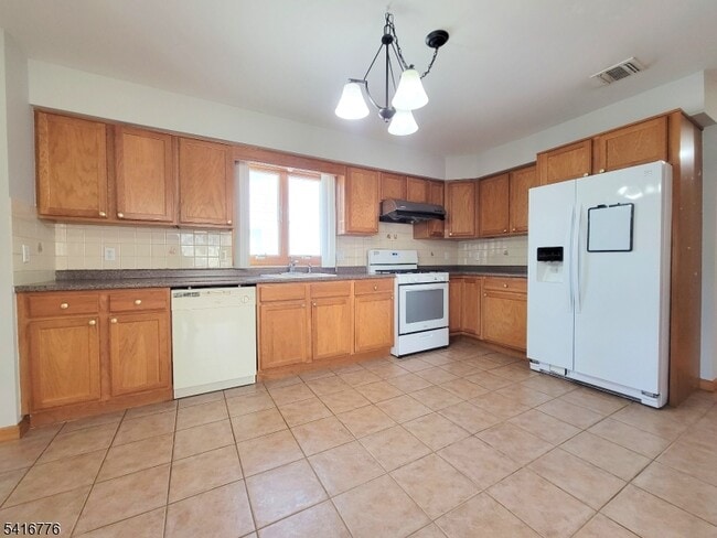 430 Elm St in Kearny, NJ - Building Photo - Building Photo