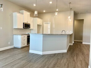 1576 Reverie Rd in Burleson, TX - Building Photo - Building Photo