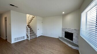 939 Sapphire St, Unit 939 in San Diego, CA - Building Photo