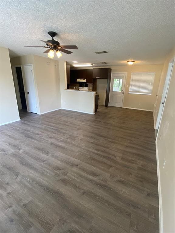 2005 Greenhill Dr in Round Rock, TX - Building Photo - Building Photo