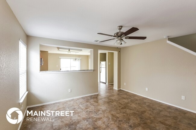 11 Basin Elm in San Antonio, TX - Building Photo - Building Photo