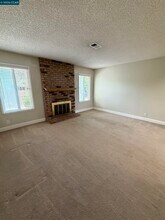1209 St Louis Dr in Concord, CA - Building Photo - Building Photo